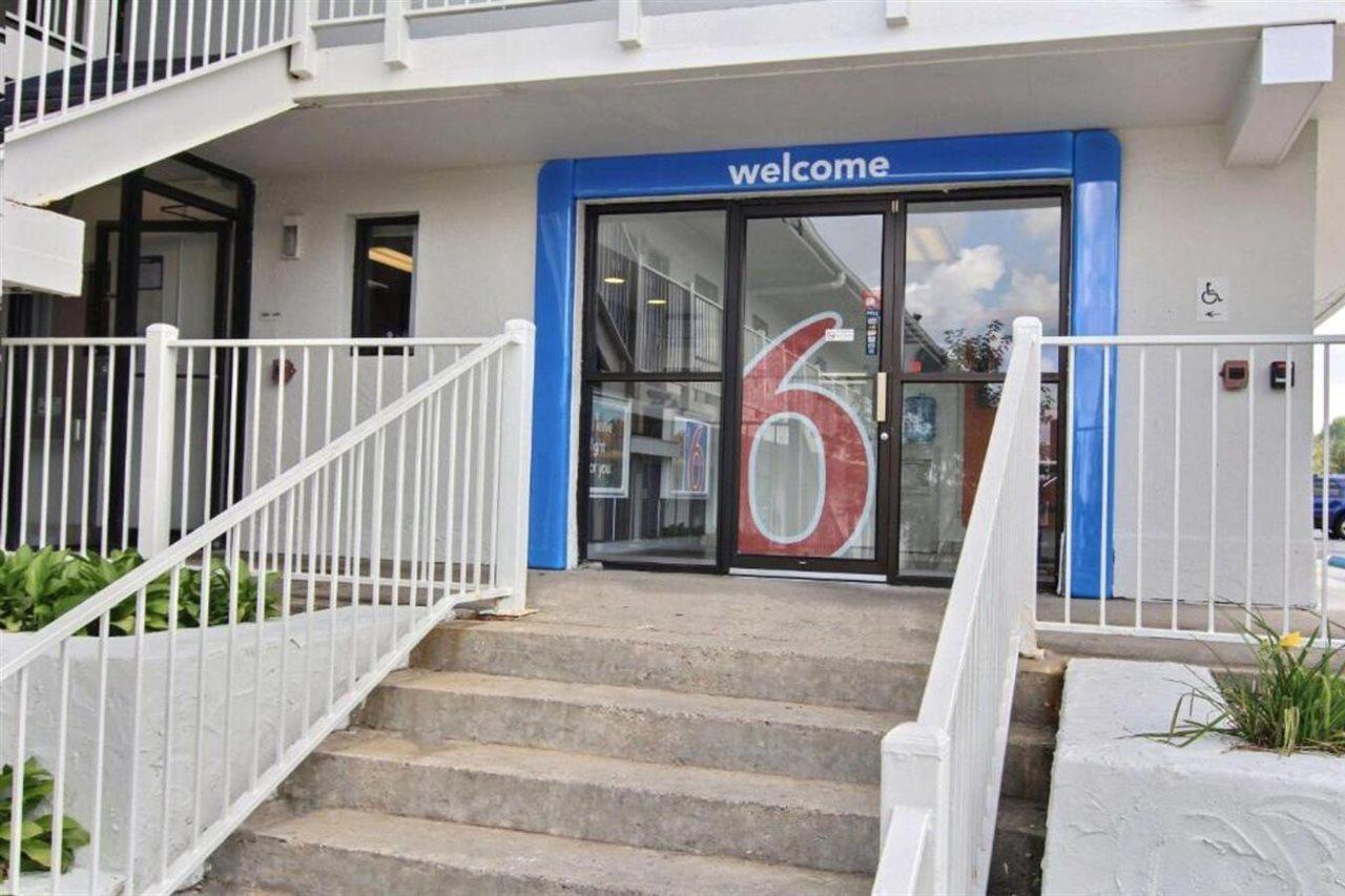 Motel 6-Middleburg Heights, Oh - Cleveland Экстерьер фото